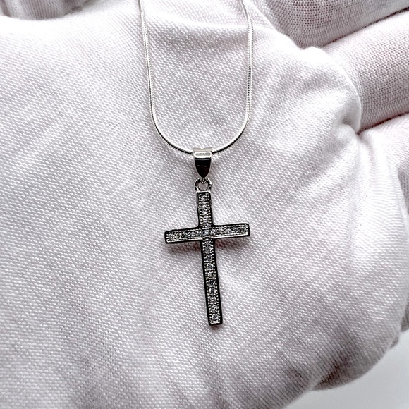 .925 Sterling Silver Pave Cz Cross Necklace - Picture 12 of 14